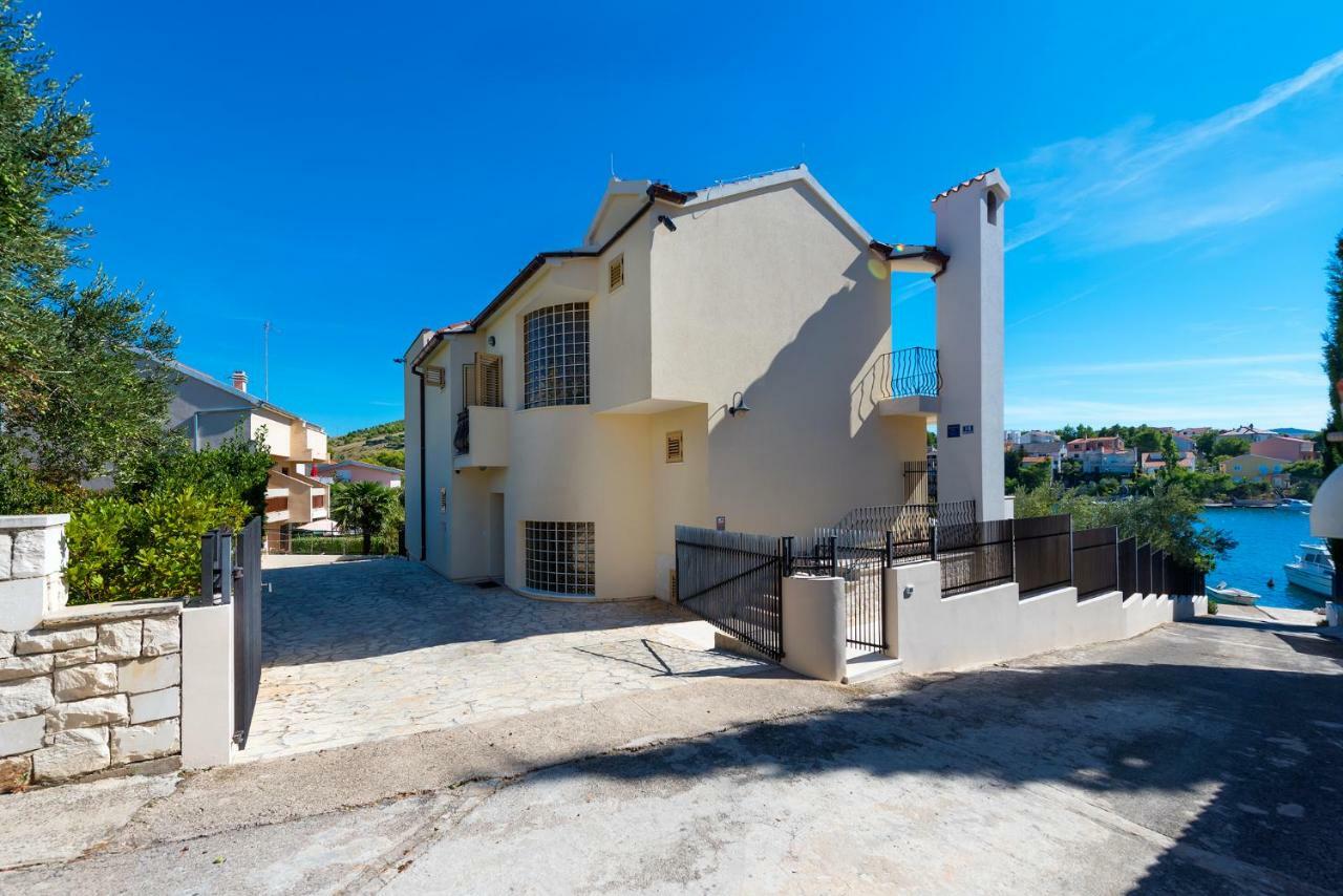 Villa Divna 扎博里克 外观 照片